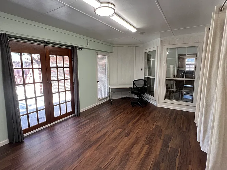 2821 Grand Oak Dr — Photo 9