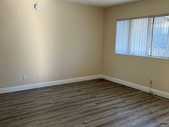 5th image of 6016 Franklin Ave APT 12