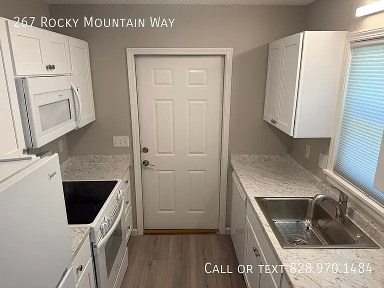 267 Rocky Mountain Way — Photo 13