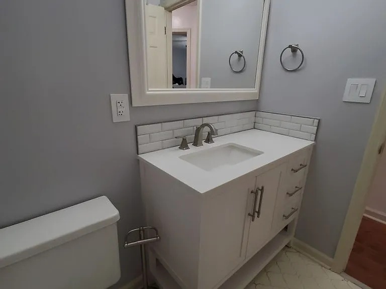 225 Woodglen Dr — Photo 16