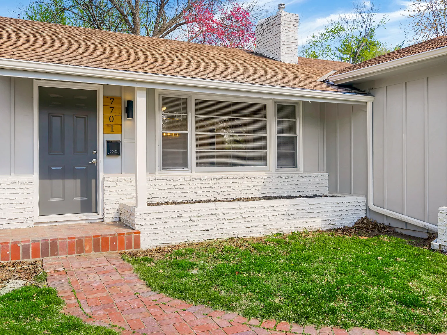 7701 Mohawk Drive Prairie Village, KS 66208 — Photo 3