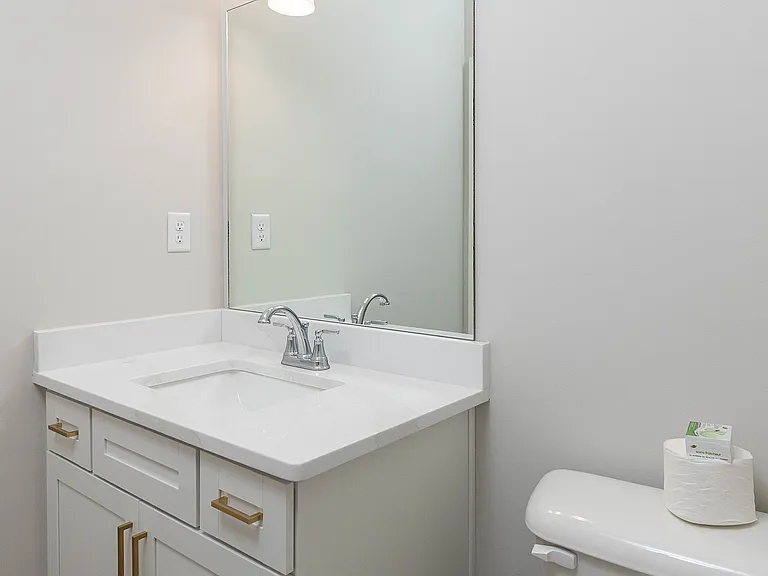 921 Benton Ct #923 — Photo 2