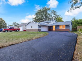 706 Armitage Ave, Glendale Heights, IL 60139