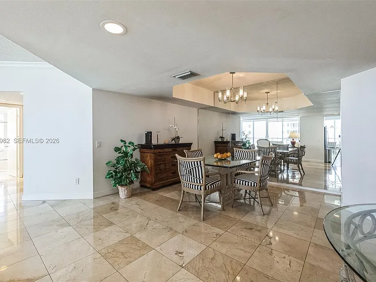 21205 Yacht Club Dr #1802 — Photo 9