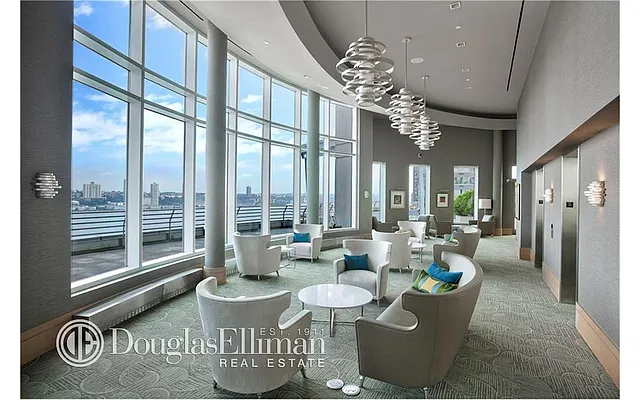 Sold by Douglas Elliman | media 15