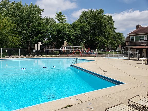 4th image of 7613 Weymouth Cir