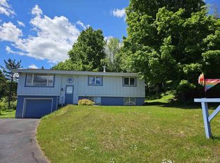 1209 8th Ave, Houghton, MI 49931