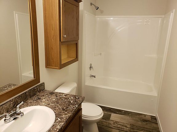 4th image of 1250 Paree St #675