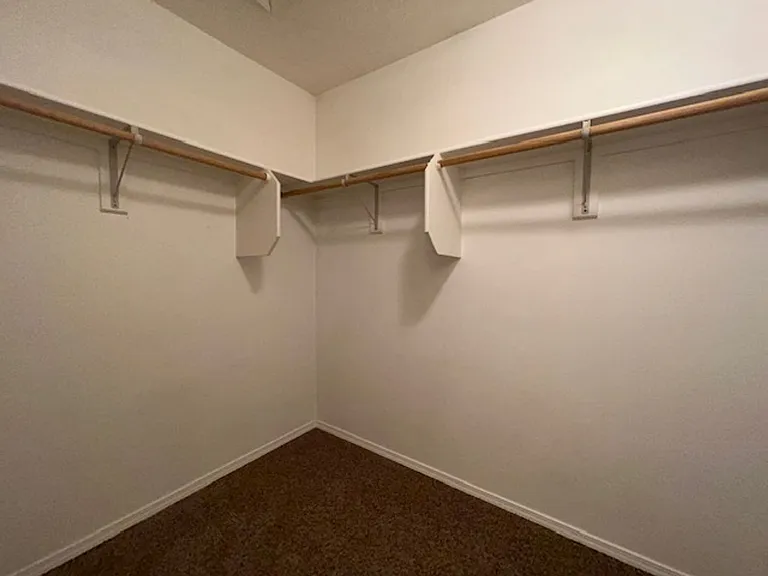 Stephen - 2238 — Photo 9