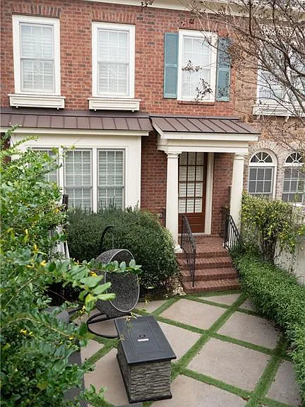 6146 Holly Park Ln SE #155 — Photo 4