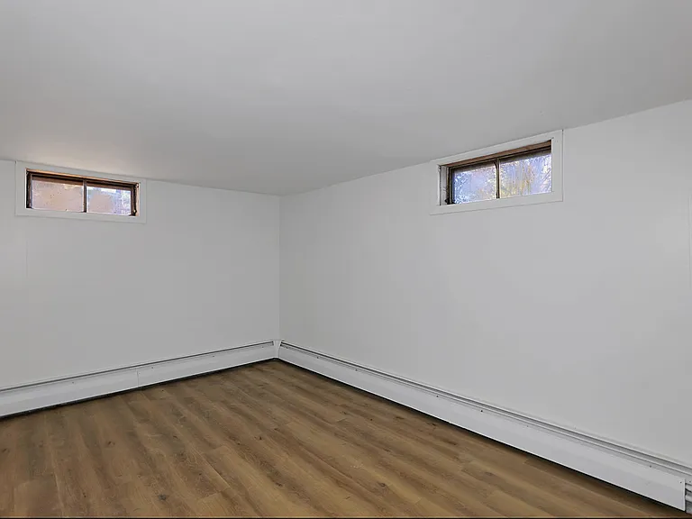60 Union St — Photo 17