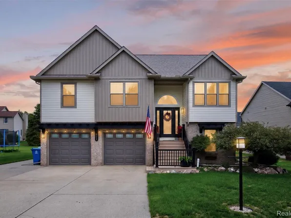 828 Alana Ct, Davison, MI 48423