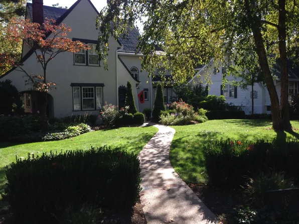 140 Gray Ave, Saint Louis, MO 63119
