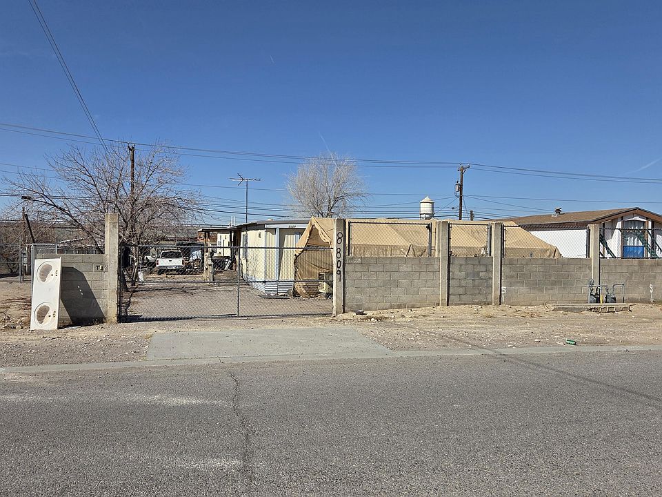 1st image of 8809 Kingsway Dr