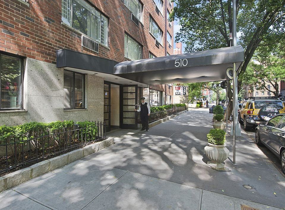 2nd image of 510 E 85th St APT 3D