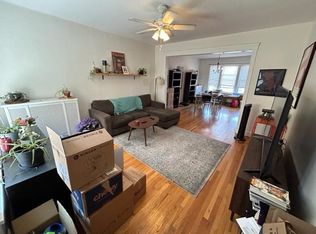 2438 W Pensacola Ave #2, Chicago, IL 60618