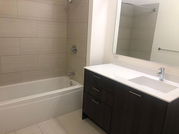 5th image of 1307 S Wabash Ave #2006