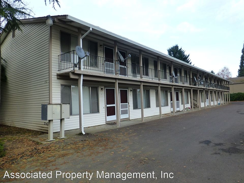 1st image of 232 NE 3rd Ave APT 10