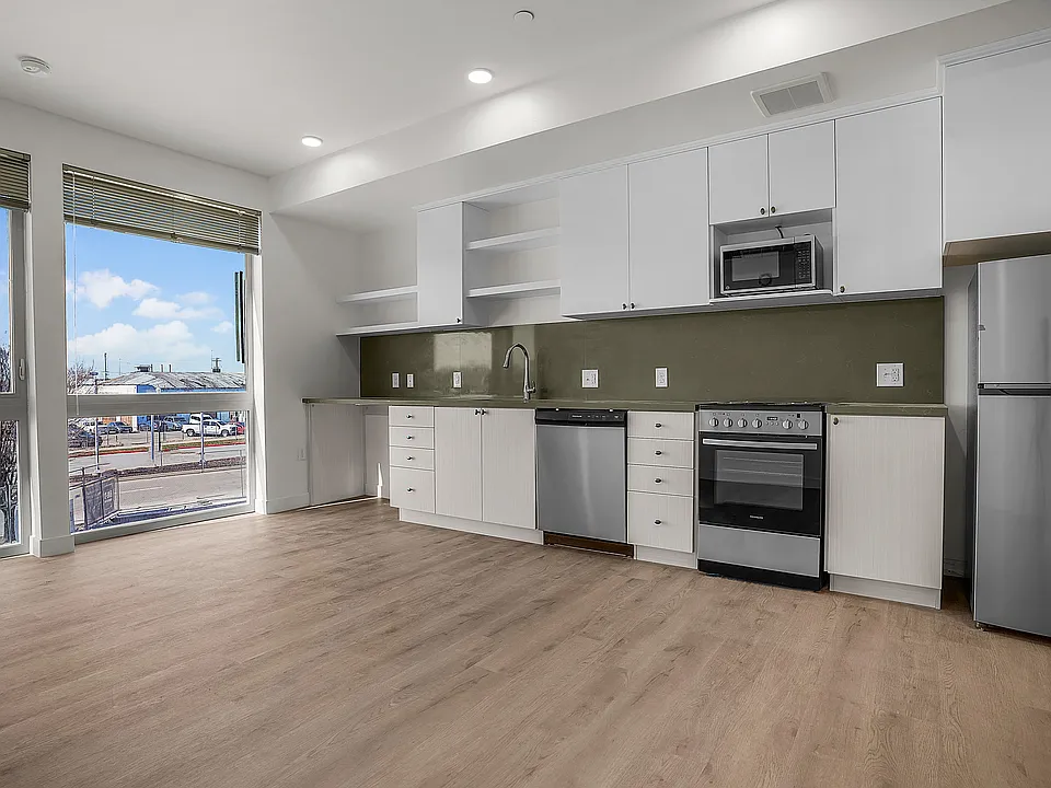Studio-Stainless Steel Appliances
