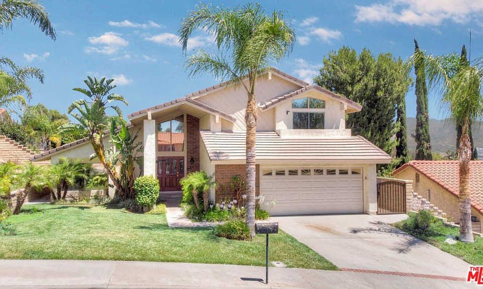 1st image of 28360 Patricia Hill Dr