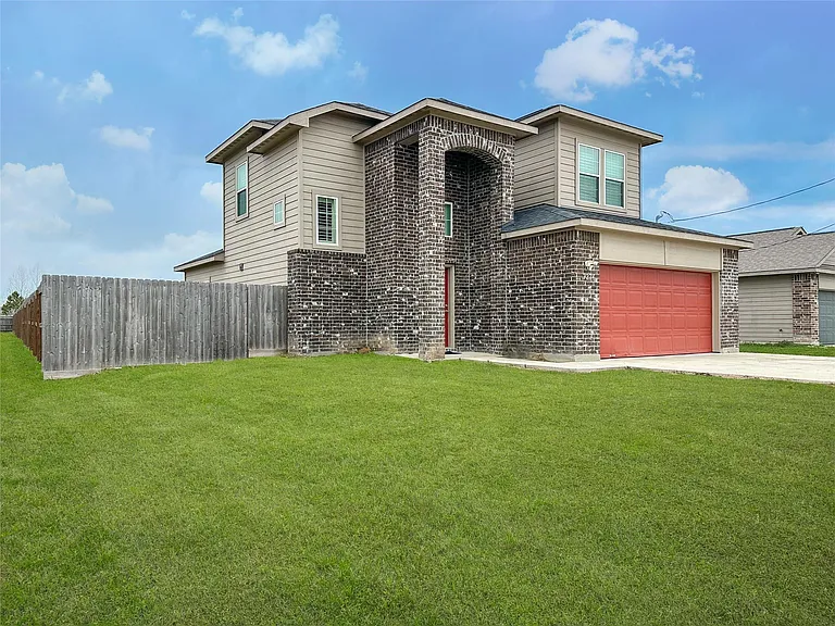 727 Road 5105 — Photo 3