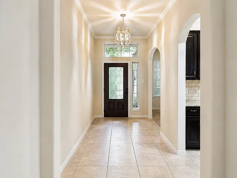 7506 Amber Village Cir — Photo 4