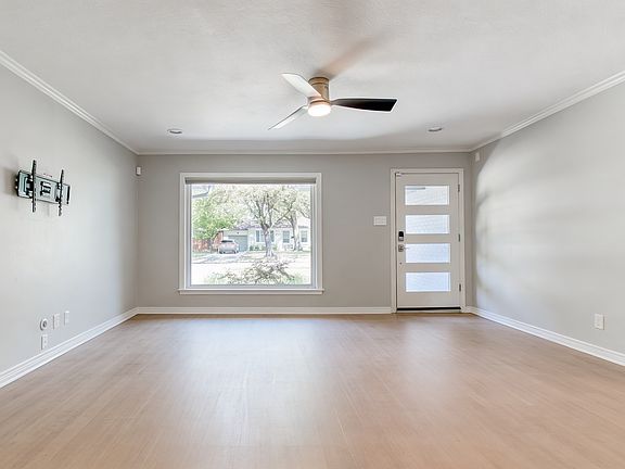 4th image of 3714 Valley Ridge Rd