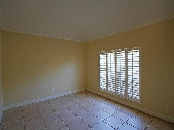 3rd image of 95210 Woodberry Ln