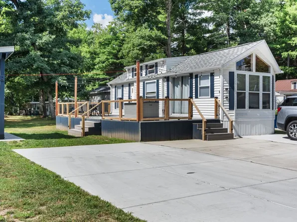 112 Wood Haven Dr #30, Wisconsin Dells, WI 53965