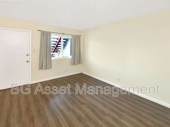 4th image of 1333 Market Ave APT 1
