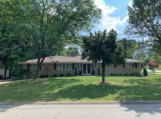 213 Geneva Dr, Aliquippa, PA 15001