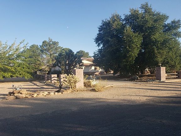 3rd image of 3716 Martingale Dr