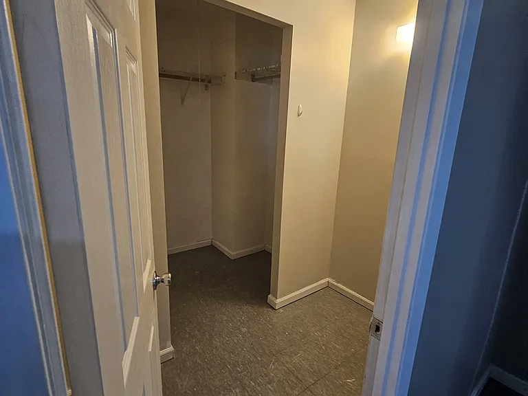 1258 Lisa Dr — Photo 21