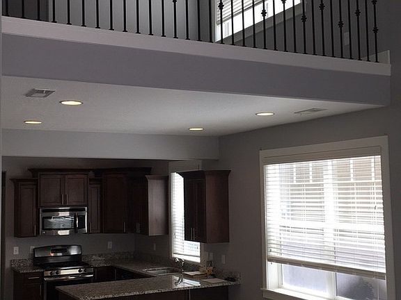 2nd image of 1619 W Calais Villas Way