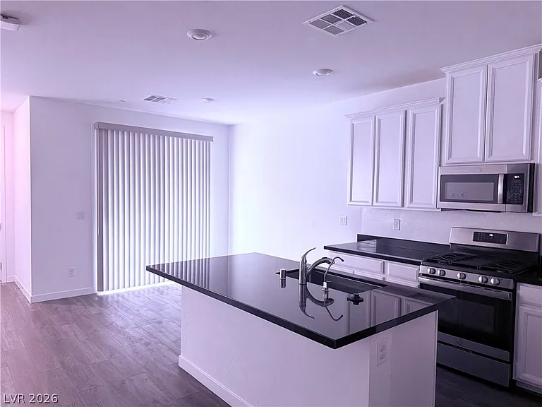 5730 Sky Pointe Dr #109 — Photo 4