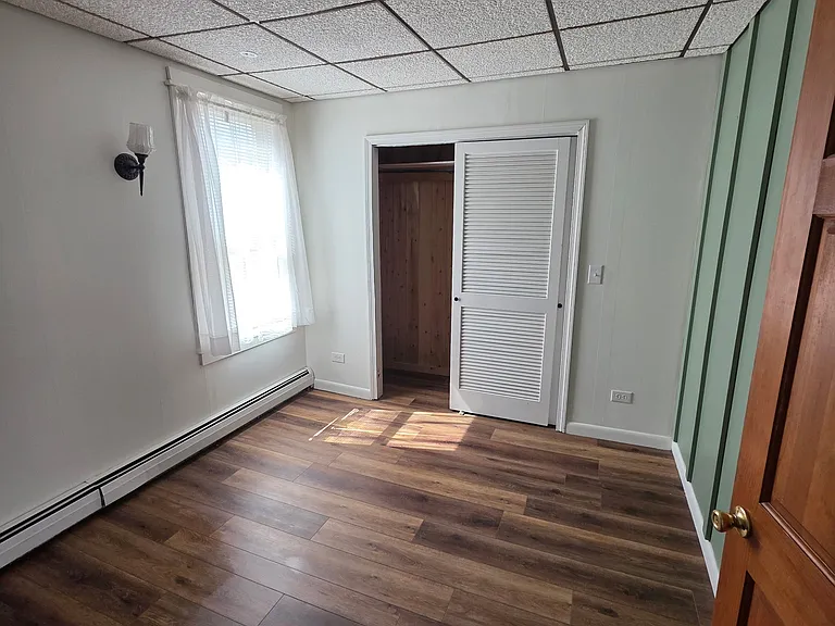 570 S Main St #1 — Photo 8