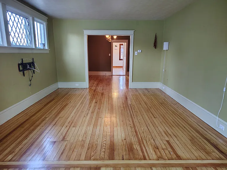 85 Main St #1 — Photo 4