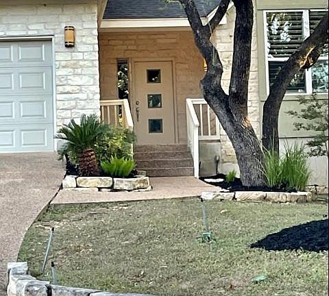 2nd image of 6406 Johanne Ct