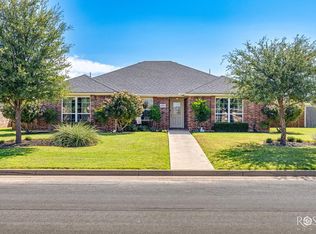 4926 Red Oak Ln, San Angelo, TX 76904