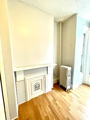 Rented by Pear NYC LLC | media 51