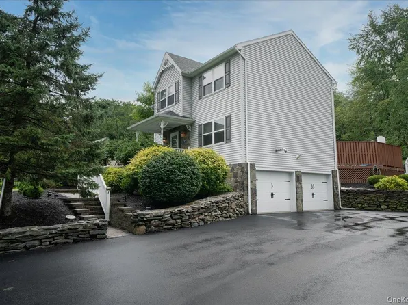 7 Laura Road, Monroe, NY 10950