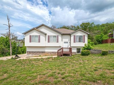 106 Lakeview Ct, Saint Robert, MO, 65584
