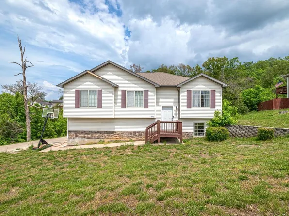 106 Lakeview Ct, Saint Robert, MO 65584