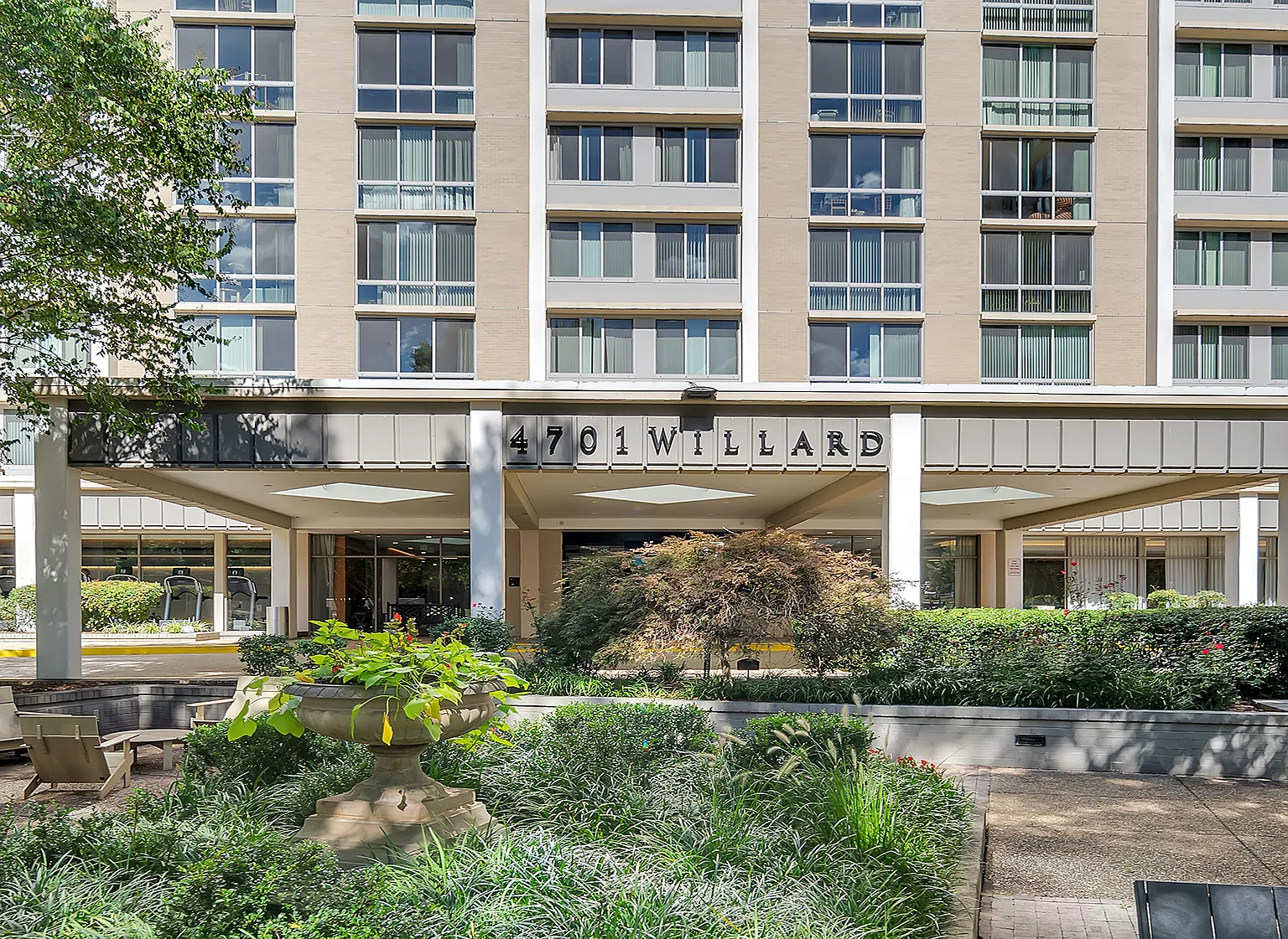 Willard Towers — Photo 3