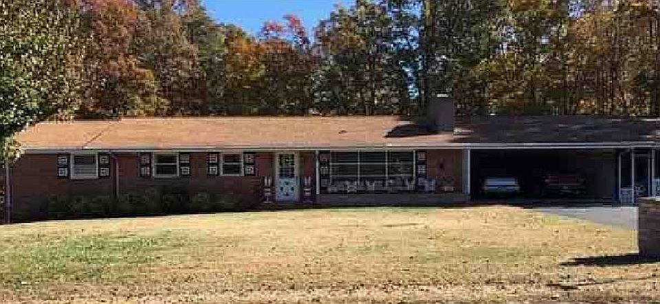 1st image of 284 Sunnycrest Dr