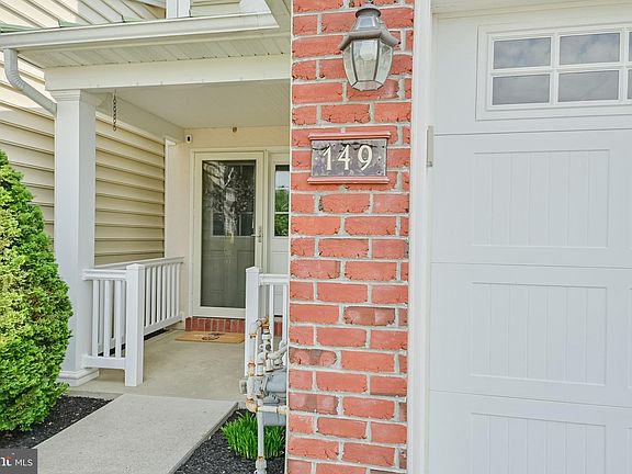 2nd image of 149 Copperstone Ct