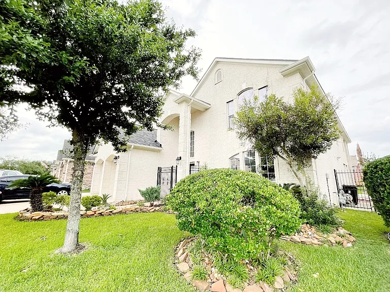 18006 Dunoon Bay Point Ct — Photo 2