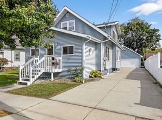 522 Washington Ave, Neenah, WI 54956