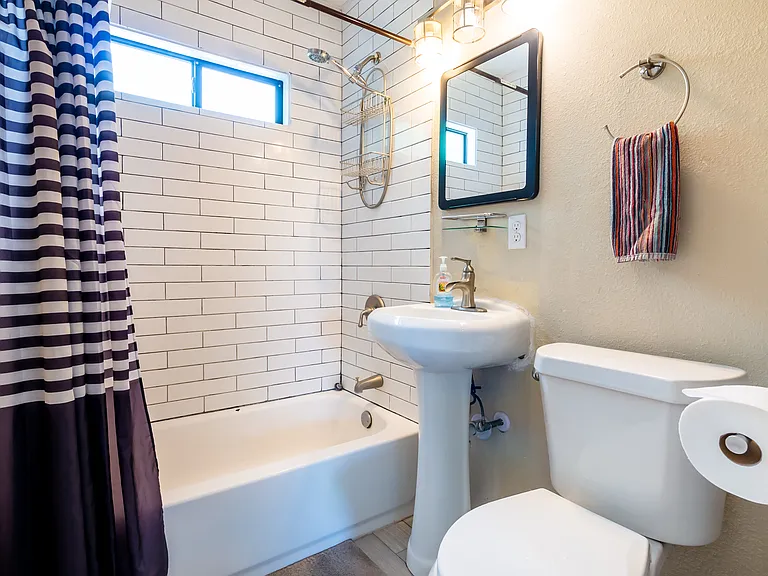 2266 Hays St — Photo 16