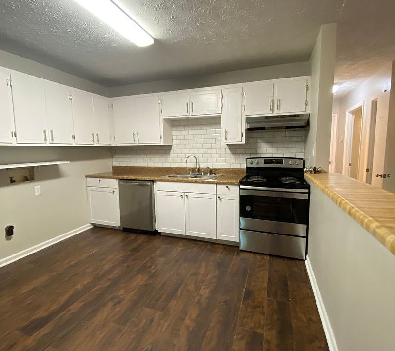 1st image of 115 Crows Nest Ct #757AAE95